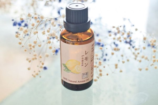 画像2: レモン エッセンシャルオイル 精油 50ml (2)